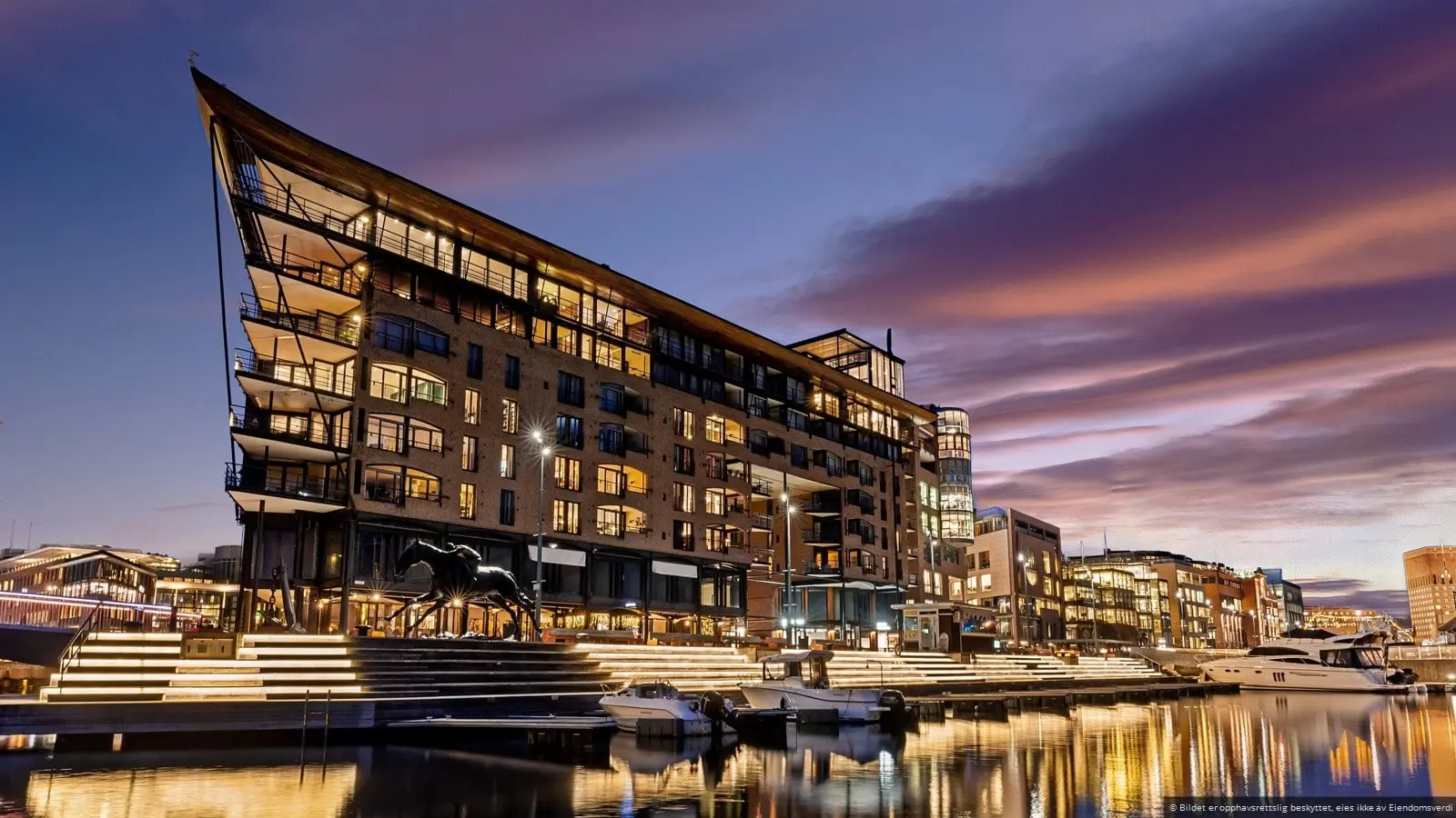 Illustrasjon — Fantastisk beliggende sjønær leilighet på Aker Brygge med stor terrasse og 2 x p-plass